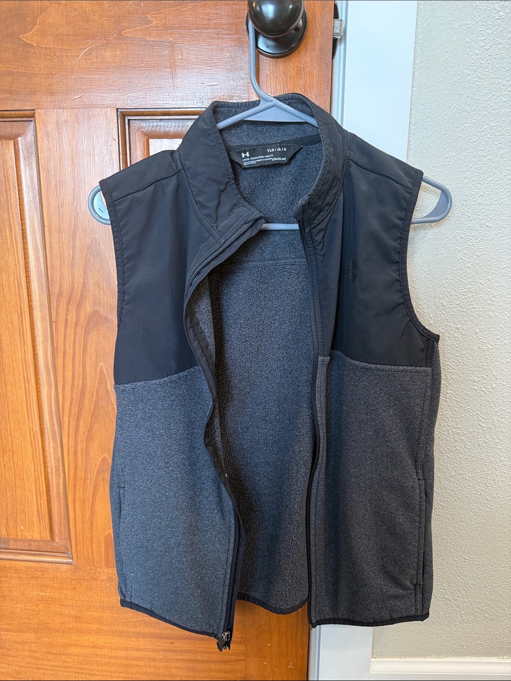 Under Armour Black and Charcoal Fleece-Lined Kids Vest